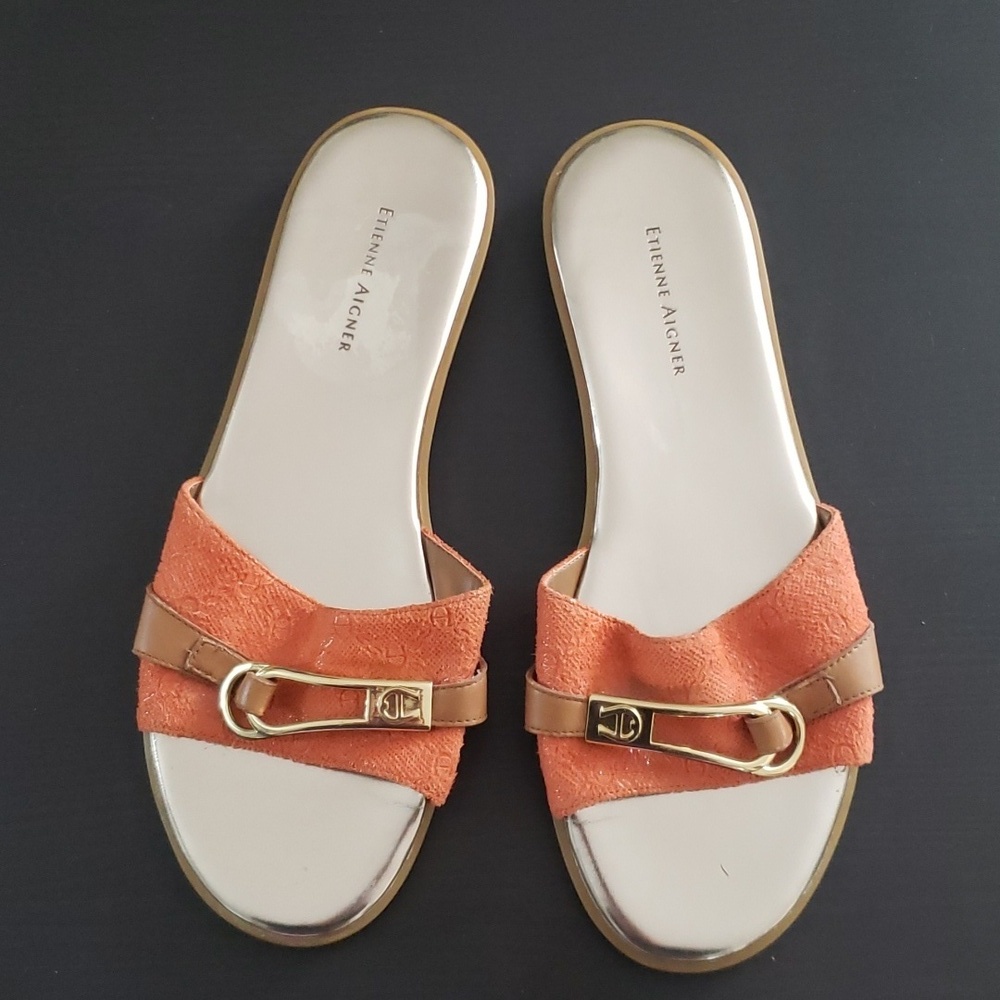 Etienne Aigner flat sandals